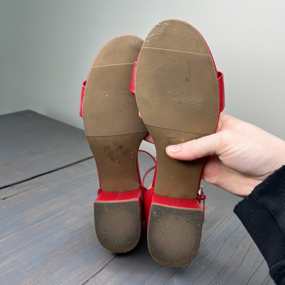 Red George Block Heels - Picture 6 of 6